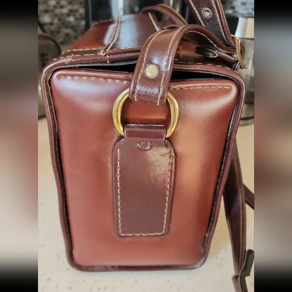 Vintage Diamond Genuine Brown Leather Camera Bag in Like New Condition - Picture 8 of 12